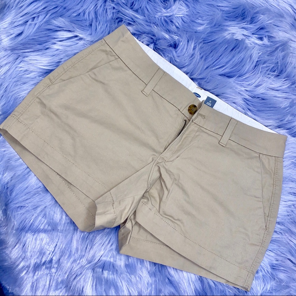 Women’s Khakis Shorts